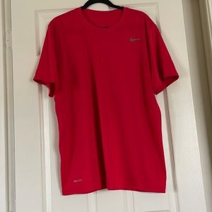 Men’s Nike Tshirt